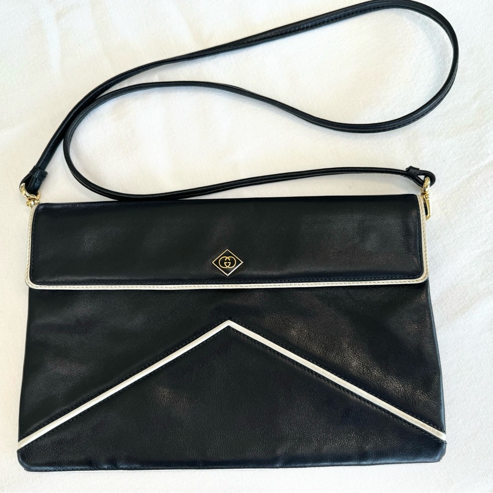 GUCCI Authentic Vintage Black Leather Clutch, Crossbody, Shoulder Bag.